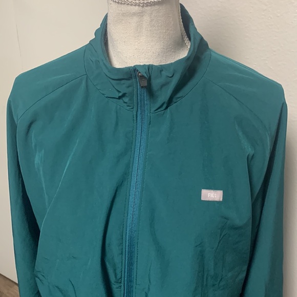 Figs jacket - Picture 2 of 9